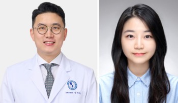 (왼쪽부터) 아주대병원 피부과 박영준 교수, 김율희 전공의